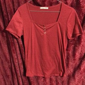 Short sleeve red shirt